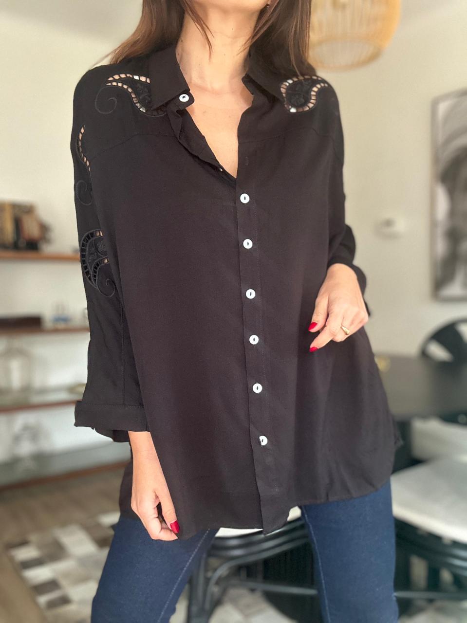BLUSA BERLIN NEGRA