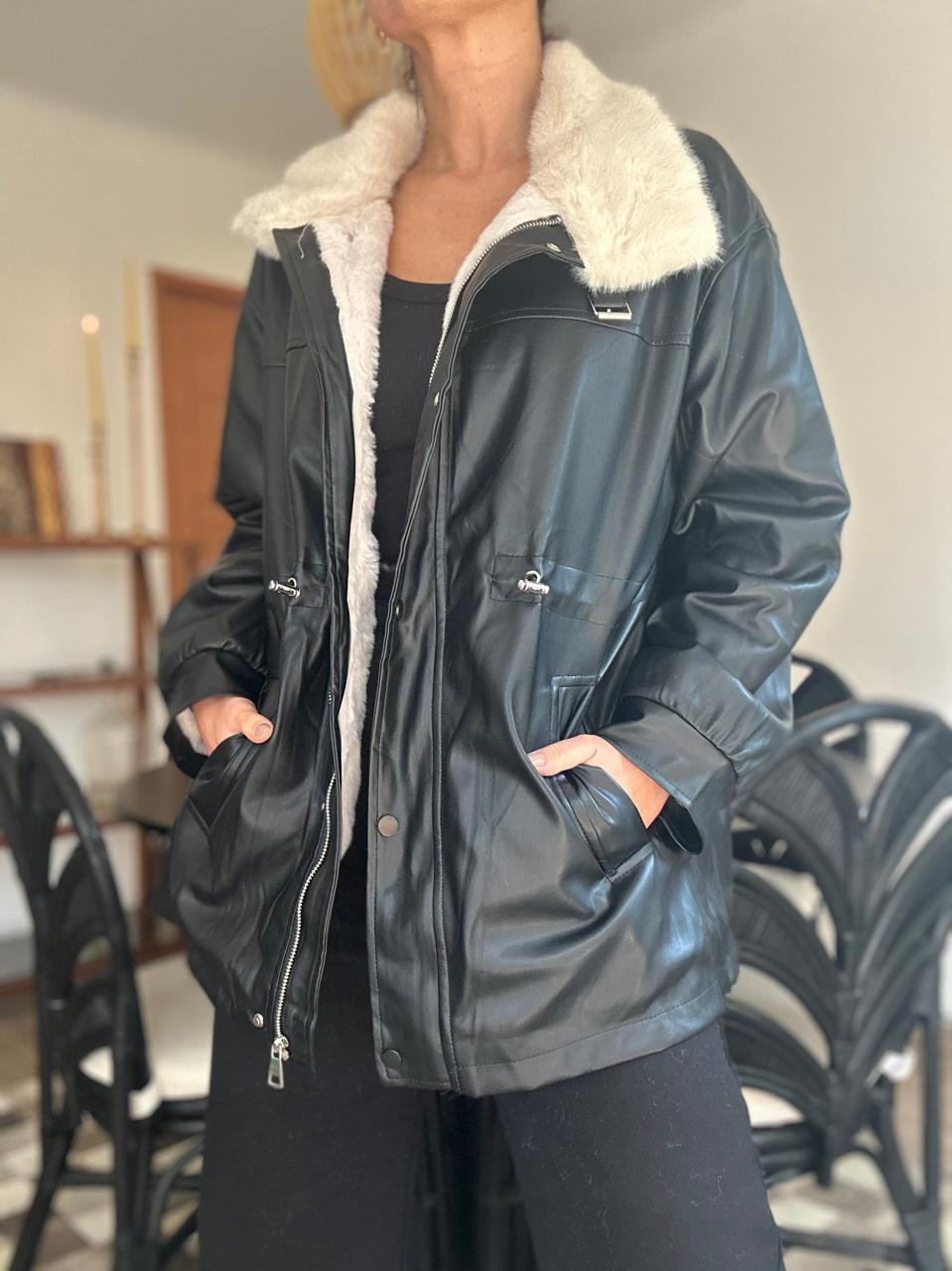 CHAQUETA CHICAGO NEGRA